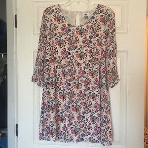 Floral 3/4 sleeve baby doll dress